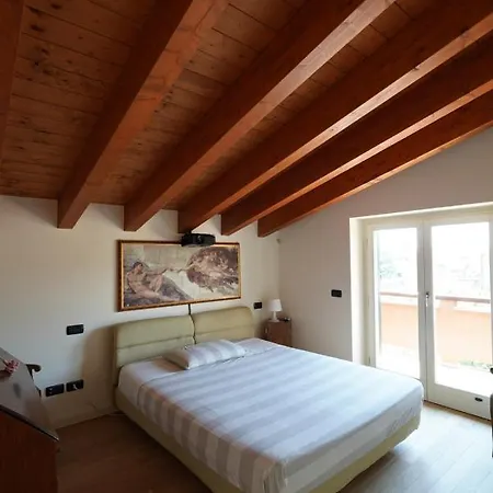 Apartmán Stupenda Mansarda Dotata Di Tutti I Comfort! *