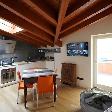 Stupenda Mansarda Dotata Di Tutti I Comfort! *